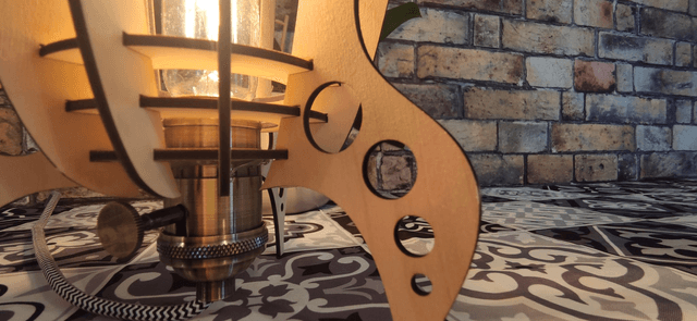 LAMPE FUSÉE (ROCKET LAMP)