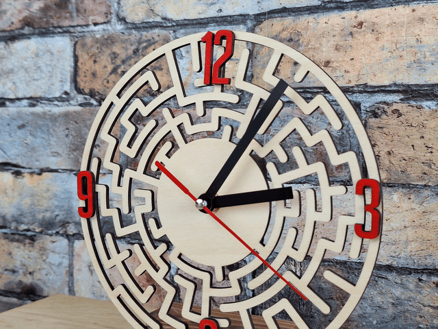 HORLOGE LABYRINTHE