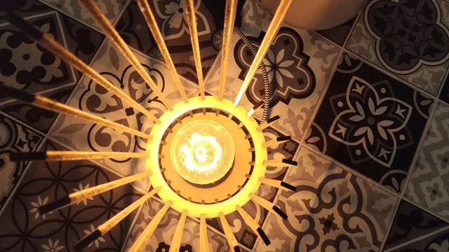 LAMPE TWISTER (THE TWISTED TOWER)