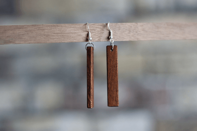 BOUCLE D'OREILLE N°2 : Les Bâtons #1