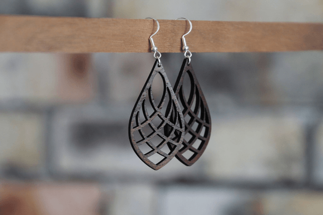 BOUCLE D'OREILLE N°9 : La toile