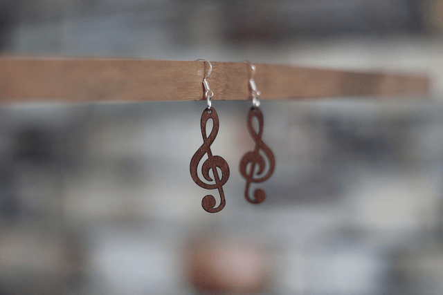 BOUCLE D'OREILLE N°11 : Clé de Sol