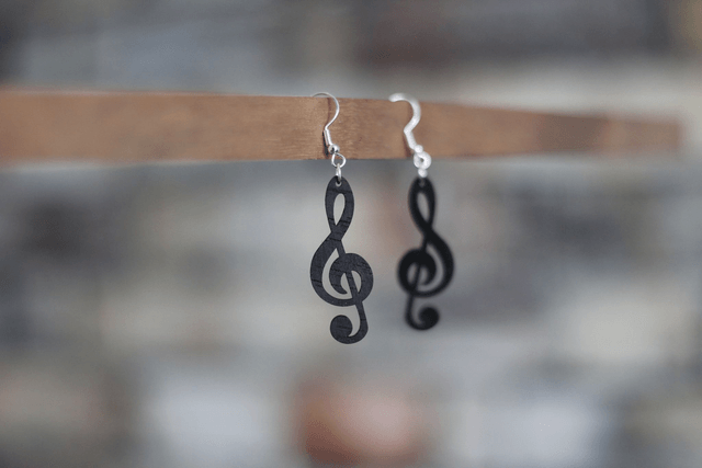 BOUCLE D'OREILLE N°11 : Clé de Sol